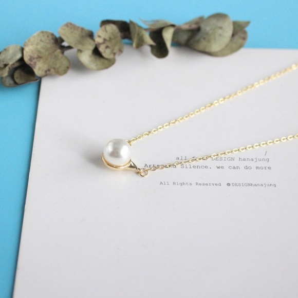 Kitty Cat Pearl Gold Chain Necklace - Picture 2 of 2